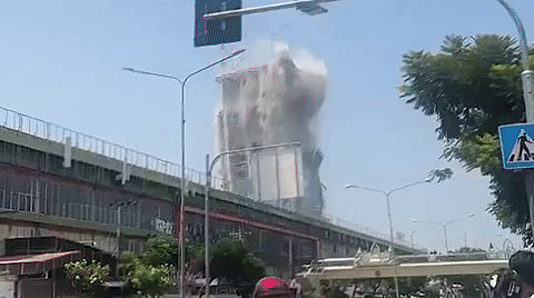 Bangkok skyscraper collapses