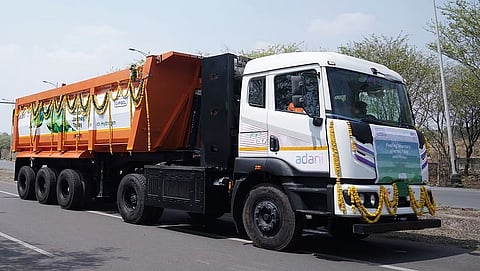 Adani ನಿರ್ಮಿತ ಭಾರತದ ಮೊದಲ ಹೈಡ್ರೋಜನ್ ಚಾಲಿತ ಟ್ರಕ್: ಗಣಿಗಾರಿಕೆ ಲಾಜಿಸ್ಟಿಕ್ಸ್ಗಾಗಿ ಛತ್ತೀಸ್ಗಢದಲ್ಲಿ ನಿಯೋಜನೆ; ಇದರ ತಾಕತ್ತೇನು?