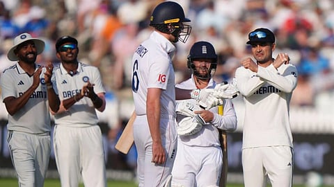 Zak Crawley-Ben Duckett Tiff with Shubman Gill