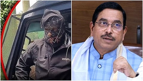Masked Man and Pralhad Joshi