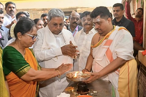 Poet Banu Mushtaq in Chamundeshwari temple Mysuru