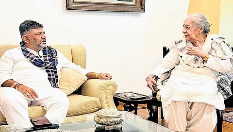 Ambika Soni and Dk shivkumar