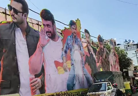 ಥಿಯೇಟರ್ ನಲ್ಲಿ 'ಡೆವಿಲ್' ದರ್ಶನ: ಮುಗಿಲುಮುಟ್ಟಿದ ಫ್ಯಾನ್ಸ್ ಸಂಭ್ರಮ, ಕೇಕೆ... Video