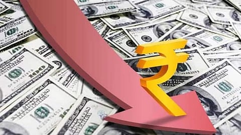 Rupee falling against dollar (file photo)