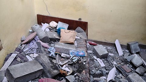 ಬೆಂಗಳೂರು: ನಿರ್ಮಾಣ ಹಂತದ ಕಟ್ಟಡದಿಂದ ಸಿಮೆಂಟ್ ಇಟ್ಟಿಗೆಗಳು ಬಿದ್ದು 4 ವರ್ಷದ ಬಾಲಕಿ ಸಾವು!
