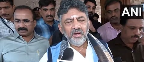 'ಬೆಂಗಳೂರಲ್ಲಿ ರಸ್ತೆಗುಂಡಿಯೂ ಇಲ್ಲ, ಯಾವ ಸಮಸ್ಯೆಯೂ ಇಲ್ಲ, ಅವೆಲ್ಲ ಸೋಷಿಯಲ್ ಮೀಡಿಯಾ ಸೃಷ್ಟಿ': ಡಿ.ಕೆ ಶಿವಕುಮಾರ್ ಹೇಳಿಕೆಗೆ ಬಿಜೆಪಿ ತಿರುಗೇಟು; Video