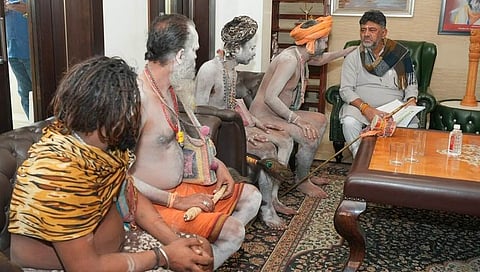 D K Shivakumar met Nagasadhus