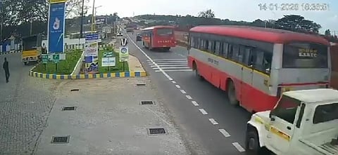 Bolero pick up aaccident near Nelamangala