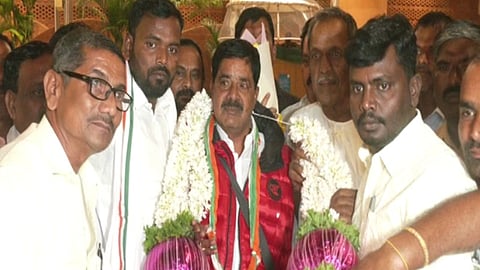 'ವಿದೇಶಕ್ಕೆ ಹೋಗಿ ಏನು ರಾಜಕೀಯ ಮಾಡೋದು?': ಫಾರಿನ್ ಟ್ರಿಪ್ ಮುಗಿಸಿ ಕಾಂಗ್ರೆಸ್ ಶಾಸಕರು ವಾಪಸ್