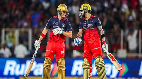 Jacob Bethell - Virat Kohli