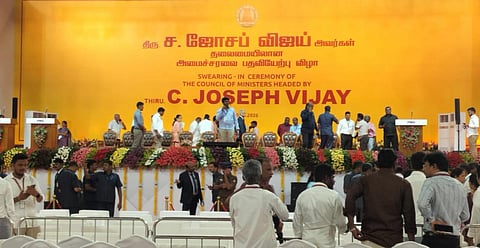 Tamil Nadu swearing-in ceremony: ವಿಜಯ ಜೊತೆ 9 ಸಚಿವರು ಪ್ರಮಾಣ ವಚನ, ಚೆನ್ನೈಯಲ್ಲಿ ಕಾರ್ಯಕ್ರಮಕ್ಕೆ ಭಾರೀ ಭದ್ರತೆ-Video