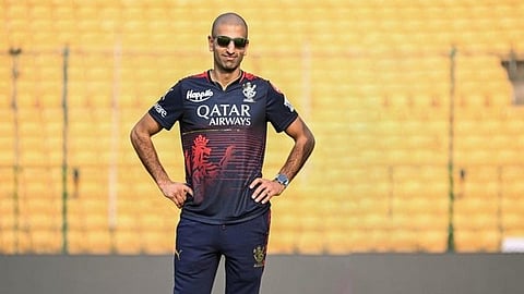 RCB DOC Mo Bobat