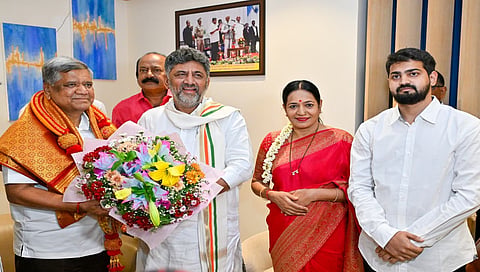 Dk shivakumaar meets jagadish shettar