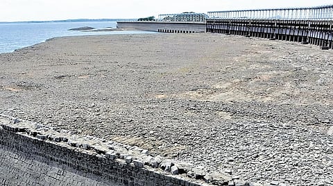 KRS reservoir across the Cauvery in Mandya district stood at 92.16 ft as against the full reservoir level of 124.8 ft, on Wednesday.