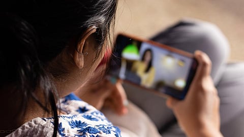 Woman 'addicted to reels' ends life after internet glitch