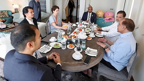 Rahul, Priyanka meets Malaysian PM