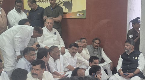 CM D K Shivakumar and others in protest