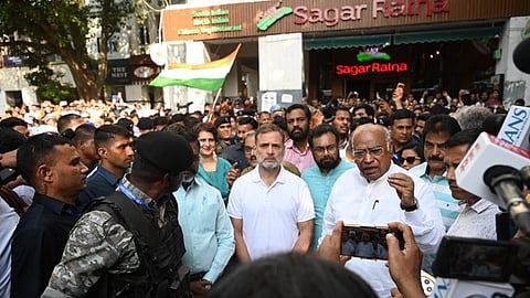 Rahul Gandhi in Jantar Mantar