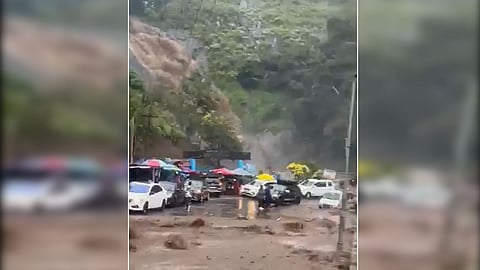 Floods Disrupt Road Connectivity to Kodaikanal