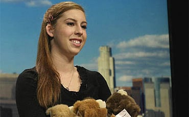 ಟೆಡ್ಡಿಬೇರ್ ಪಡೆದ ಮಕ್ಕಳಲ್ಲಿ ದೇವರ ಕಂಡಳು ಟೇಲರ್
