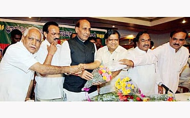 ಬಿಜೆಪಿ ಒಳರಾಜಕೀಯದ ಅನಂತ ಅಲೆಗಳು