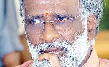 ನಿರ್ಮಾಪಕ ಹಾಗು ನಟ ಕರಿಸುಬ್ಬು