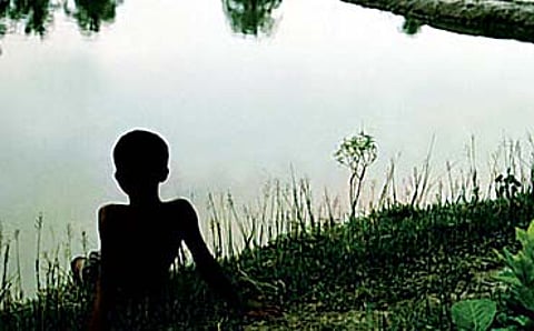 ಹೊಸ ಆಸೆಯು ಮೂಡುತಿದೆ...