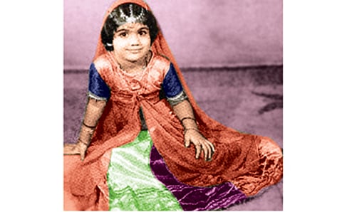 ಚಿತ್ರದಲ್ಲಿ ಇರುವವರು ಯಾರು ಗೊತ್ತೆ?