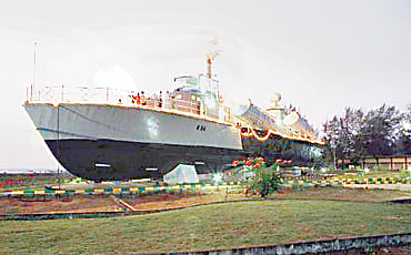 ಕಾರವಾರ್ಶಿಪ್