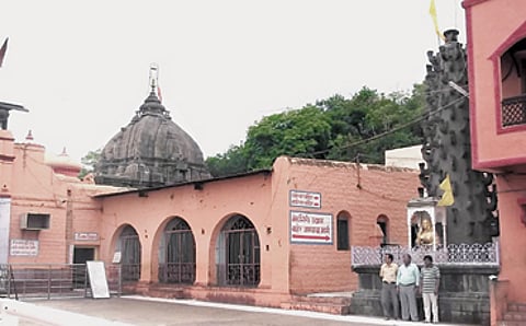 ಪರಲಿ ತಪ್ಪಲು
