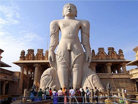 ಶ್ರವಣಬೆಳಗೊಳದ ಐತಿಹಾಸಿಕ ಗೊಮ್ಮಟೇಶ್ವರ ವಿಗ್ರಹ