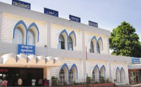 ರೈಲ್ವೆಯಿಂದ ಕನ್ನಡದ ಕಗ್ಗೊಲೆ!