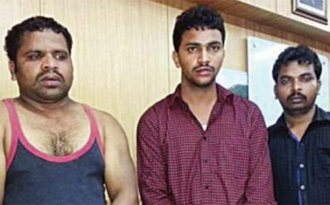 ಆನ್ಲೈನ್ ವೇಶ್ಯಾವಾಟಿಕೆ: ಮೂವರ ಸೆರೆ