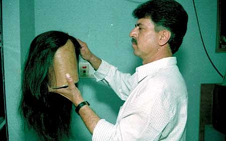 ಈ ಅವಿದ್ಯಾವಂತ ಬೆಳ್ಳಿತೆರೆಯ ವಿಗ್ ಬಾಸ್
