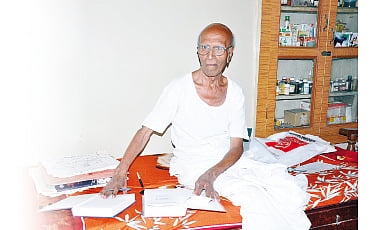 ಆಯುರ್ವೇದ ತ್ರಿಪದಿ
