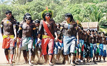 ಕಾಲ್ಚೆಂಡು ಕಾಡುಜನರಿಗೂ ಗೊತ್ತು!