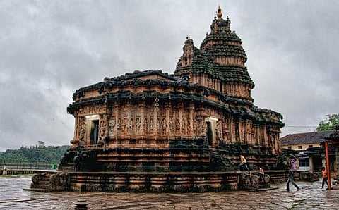 ಶೃಂಗೇರಿ ಶಾರದಾಂಬ ದೇವಸ್ಥಾನ