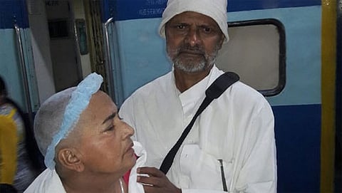 ಕಿಸಾನ್ ಬಾಬಾ ಖ್ಯಾತಿಯ ಪ್ರಕಾಶ್ ಸಿಂಗ್ ರಘುವಂಶಿ ಮತ್ತು ಆತನ ಪತ್ನಿ ಶಕುಂತಲಾ