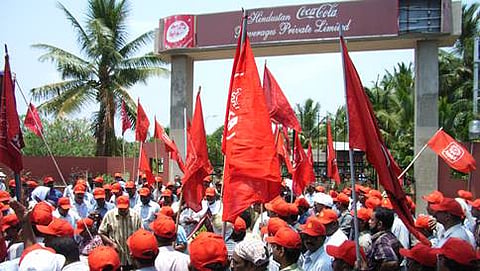 ಕೊಕಾಕೋಲಾ ವಿರುದ್ಧ ರೈತರ ಪ್ರತಿಭಟನೆ (ಸಂಗ್ರಹ ಚಿತ್ರ)