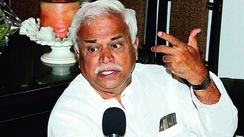 ಸಚಿವ ಆರ್ ವಿ ದೇಶಪಾಂಡೆ (ಸಂಗ್ರಹ ಚಿತ್ರ)