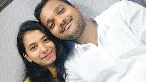 ಪ್ರೇಮಿಯಿಂದ ಕೊಲೆಯಾದ ಯುವತಿ ಎಕ್ತಾ ತಲ್ವಾಡ್ಕರ್ ಹಾಗೂ ಆರೋಪಿ ಪ್ರಸಾದ್ ಸಾವಂತ್ (ಫೋಟೋ ಕೃಪೆ: ಮಿಡ್ ಡೇ.ಕಾಂ)
