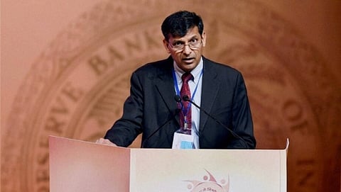 ಆರ್ ಬಿ ಐ ಗವರ್ನರ್ ರಘುರಾಮ್ ರಾಜನ್