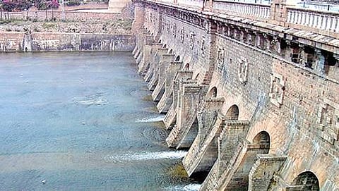 ಮುಂದೈತೆ ಸಂಕಟ, ಕಾದೈತೆ ನೀರಿನ ಶಾಕ್! (ಸಾಂದರ್ಭಿಕ ಚಿತ್ರ)