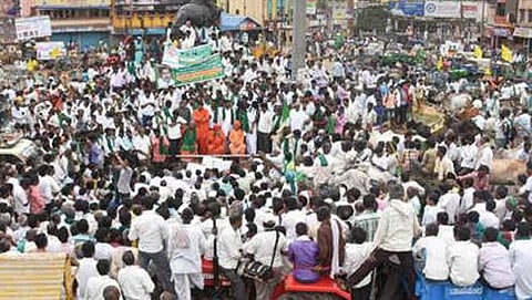 ಮಹದಾಯಿ ಯೋಜನೆ ಅನುಷ್ಠಾನಕ್ಕಾಗಿ ರೈತರ ಪ್ರತಿಭಟನೆ (ಸಂಗ್ರಹ ಚಿತ್ರ)