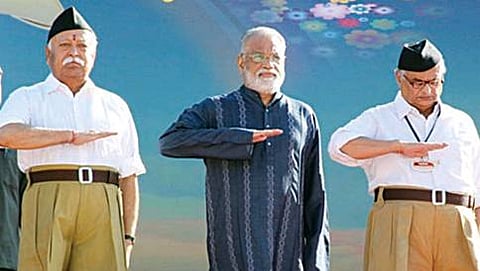 ರಾಷ್ಟ್ರೀಯ ಸ್ವಯಂ ಸೇವಾ ಸಂಘ(ಆರ್ಎಸ್ಎಸ್) ರೇವಾ ವಿವಿಯಲ್ಲಿ ಏರ್ಪಡಿಸಿದ್ದ ಅಖಿಲ ಭಾರತೀಯ ಶೃಂಗ ವಾದ್ಯ ಶಿಬಿರ `ಸ್ವರಾಂಜಲಿ' ದ ಸಮಾರೋಪದಲ್ಲಿ ಸಂಘ ಸರಸಂಘಚಾಲಕ ಮೋಹನ್ ಭಾಗವತ್ ಹಾಗ
