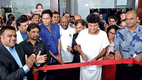 ಚೆಮ್ಮನೂರ್ ಜ್ಯುವೆಲರ್ಸ್ ಅಮೆರಿಕಾ ಶೋರೂಮ್ ಉದ್ಘಾಟಿಸಿದ ಡಾ. ಬಾಬಿ ಚೆಮ್ಮನೂರ್