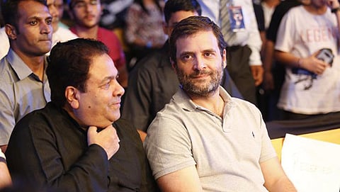 ಪಂದ್ಯ ವೀಕ್ಷಿಸುತ್ತಿರು ರಾಹುಲ್ ಗಾಂಧಿ ಮತ್ತು ರಾಜೀವ್ ಶುಕ್ಲಾ (ಪಿಟಿಐ ಚಿತ್ರ)