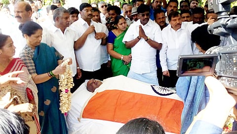 ಸಂಗ್ರಹ ಚಿತ್ರ
