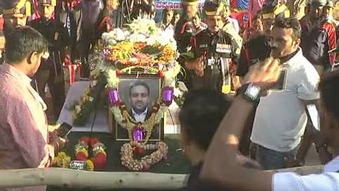 ಹಾಸನ ತಲುಪಿಸಿ ಹುತಾತ್ಮ ಯೋಧ ಸಂದೀಪ್ ಪಾರ್ಥೀವ ಶರೀರ