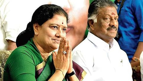 ಎಐಎಡಿಎಂಕೆ ಪಕ್ಷದ ಪ್ರಧಾನ ಕಾರ್ಯದರ್ಶಿ ವಿ.ಕೆ. ಶಶಿಕಲಾ
